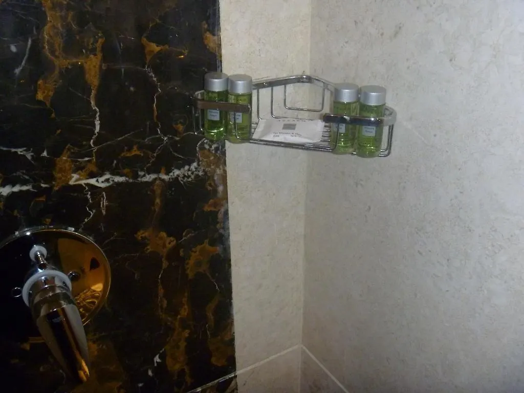 Madinah Charm Hotel 5*, Medina